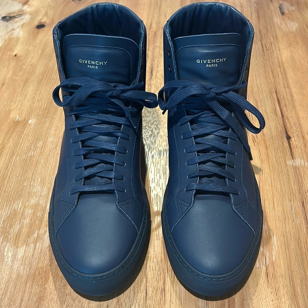 Men’s Navy Blue Givenchy Hightop Sneaker - Size 44/US 10.5